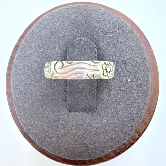 VTG Solid Sterling Silver 925 Etched Scroll Floral Design Toe Ring Size 3.25 - Picture 1 of 8